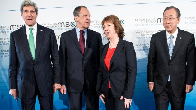 EE.UU. ofrece a Rusia un formato regional adicional a las conversaciones de Ginebra 2