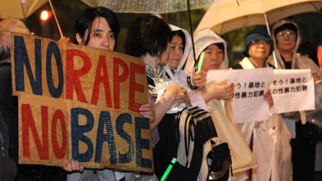 Japón condena a dos soldados de EE.UU. por violación