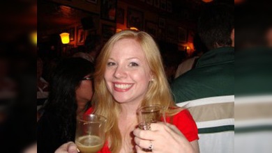 Una profesora pierde su trabajo por unas fotos con bebidas alcóholicas
