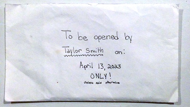 "No abrir hasta 2023", la carta de una niña fallecida para su futuro 'yo' conmueve la Red