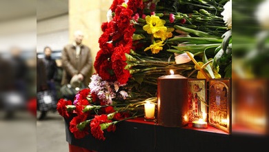 Moscú recuerda a los fallecidos en los atentados en el metro hace un año