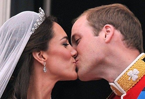 El príncipe Guillermo y Kate Middleton ya son esposos