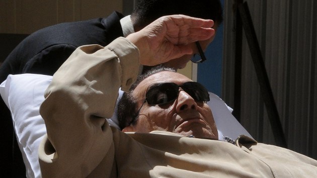La justicia de Egipto ordena un nuevo juicio a Mubarak