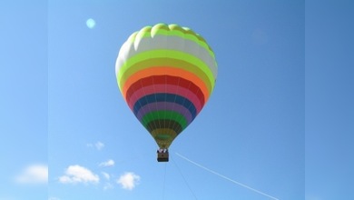 La caída de un globo aerostático en Dubai causa dos muertos