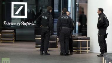 Schlag auf Schlag - Deutsche Bank wegen massiver Steuerhinterziehung angeklagt