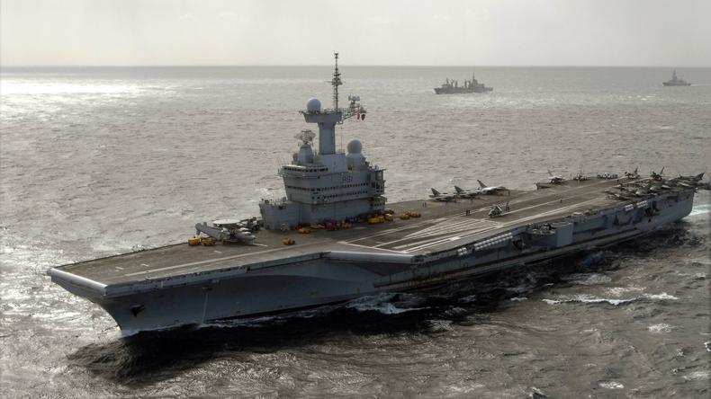 Flugzeugträger Charle de Gaulle in irakischen Gewässern - Jagd auf französische IS-Kämpfer?