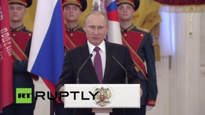 LIVE: Putin ehrt Veteranen des Zweiten Weltkrieges