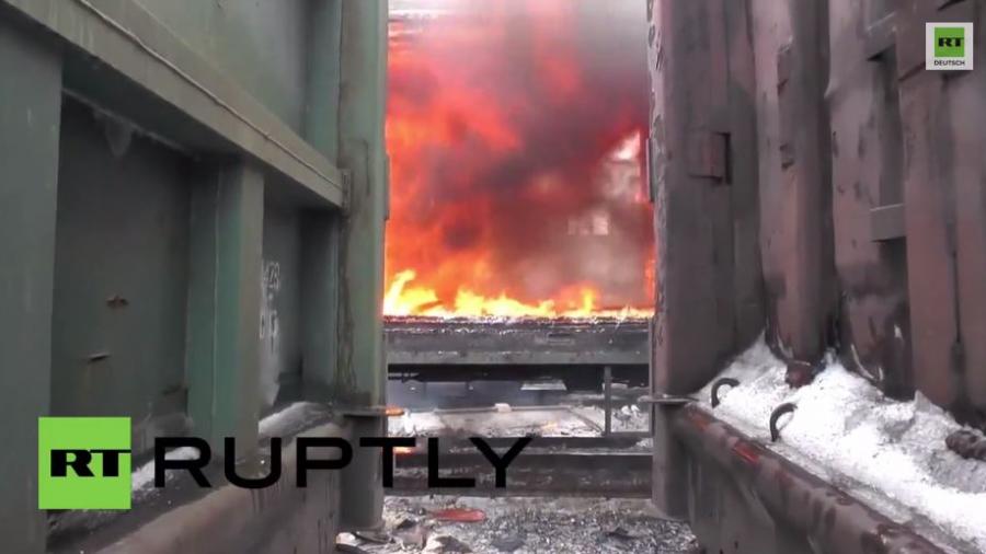 Szenen der Zerstörung nach weiteren Kämpfen am Wochenende in der Ost-Ukraine