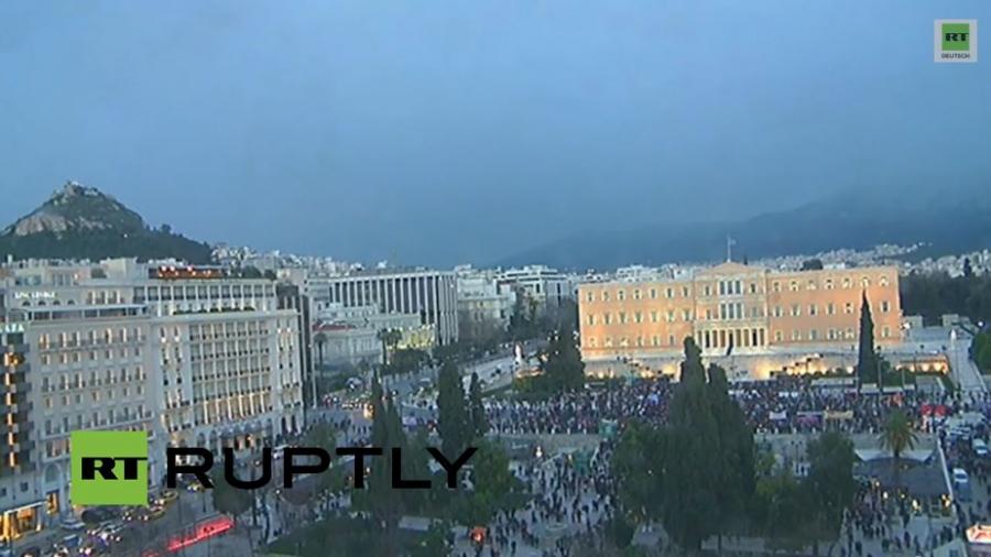 Athen: Demonstration für die griechische Regierung und gegen die „Europäische Erpressung“