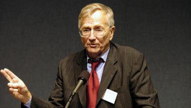 Starjournalist Seymour Hersh: "Das Weiße Haus hat über den Tod von Osama Bin Laden gelogen"