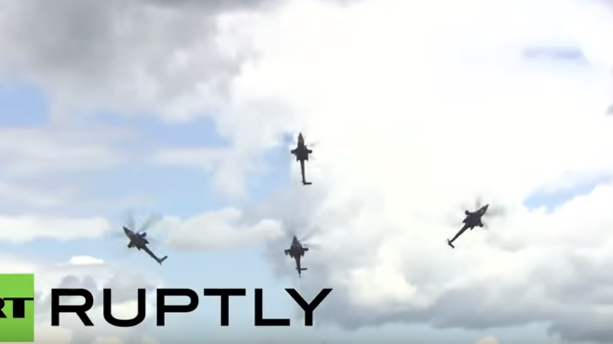 Russland: Video zeigt tragischen Hubschrauber-Absturz bei internationalen Armeespielen