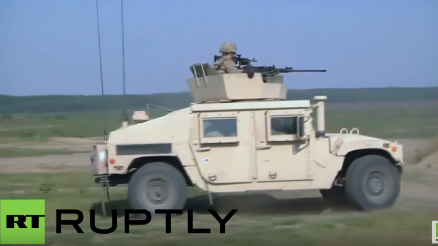 Litauen: Gemeinsame Feuerübung mit US-Truppen unter Einsatz von Humvees