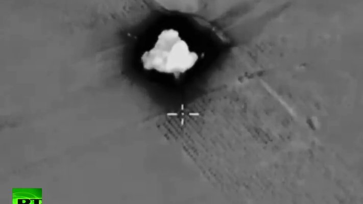 Russische Luftwaffe zerstört Kommandoposten, Treibstofflager und Bunkeranlage des IS