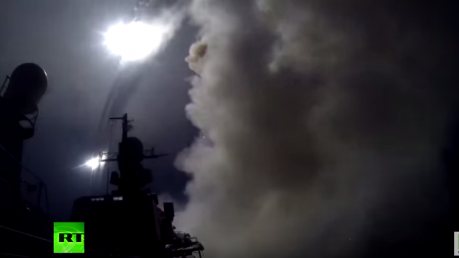 Video zeigt Raketenabschüsse der russischen Marine auf IS-Stellungen in Syrien