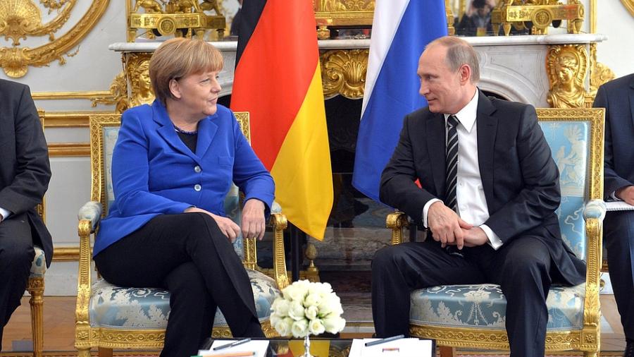 Putin zum Tag der Deutschen Einheit: „Entfremdung verhindern - deutsch-russische Partnerschaft bewahren"