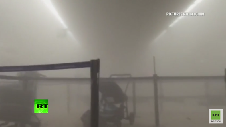 Brüssel: Grausame Bilder im Flughafen kurz nach dem Anschlag - Kinderwagen, Schreie und Verletze