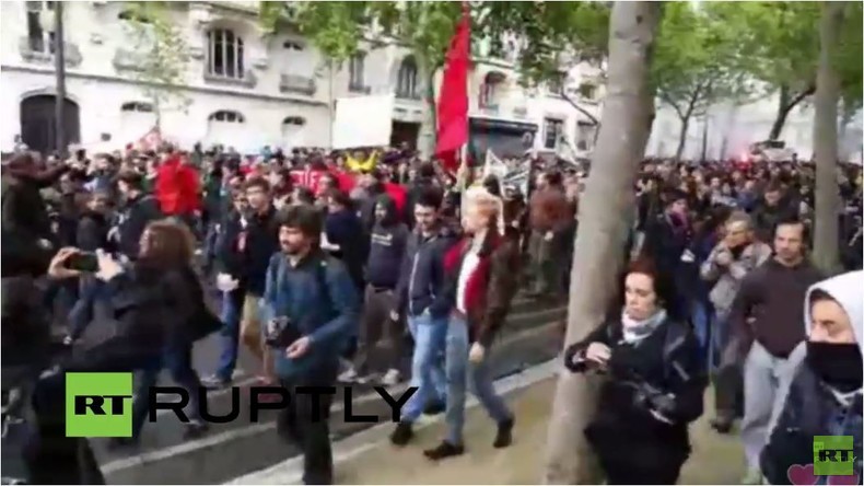 Live: Fortsetzung der Pariser Proteste der Gewerkschaften gegen Arbeitsmarkreformen