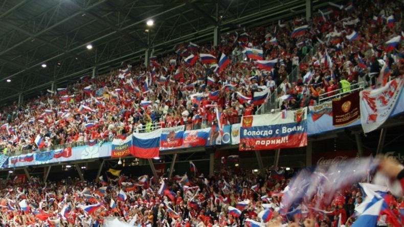 LIVE aus Toulouse - Fußballfans vor und nach dem EM-Spiel Russland - Wales