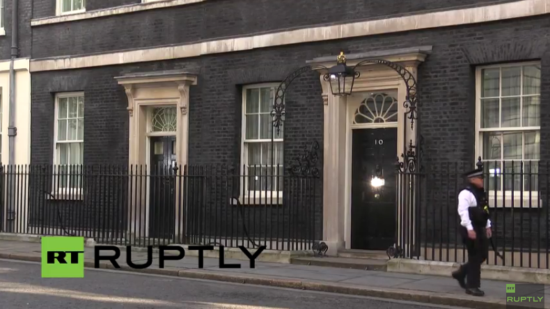 Live aus London: Cameron gibt Erklärung nach Ja zum Brexit 