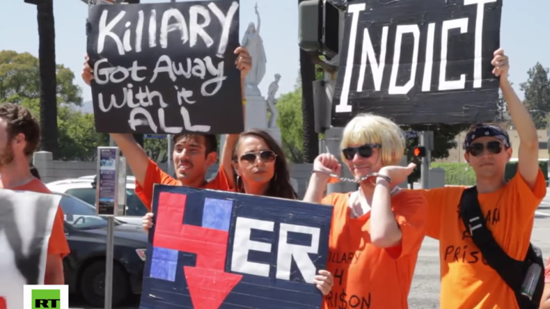 USA: „Hillary Clinton ins Gefängnis!“ - Protest gegen US-Präsidentschaftskandidatin