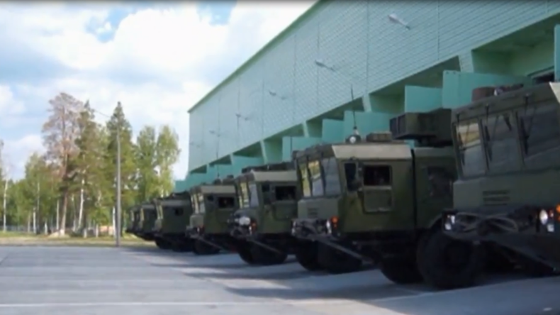Russland testet Raketenregimente: Ballistische Raketen bei massiver Militär-Übung im Einsatz