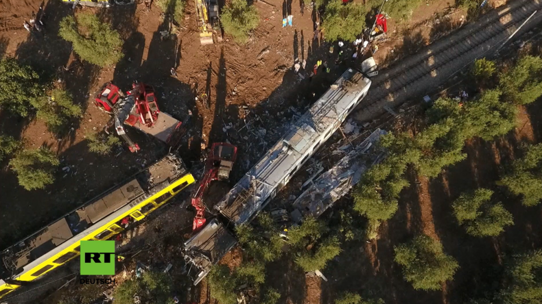 Drohne filmt Ort der tödlichen Zug-Kollision in Italien