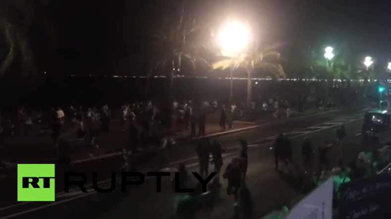 Terrorattacke in Nizza: LKW rast in Menschenmenge und hinterlässt unzählige Tote