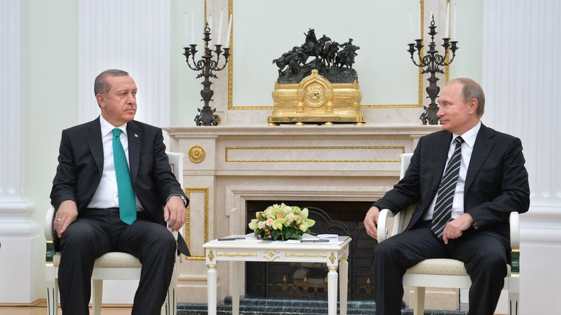 Live: Putin und Erdogan halten bilaterales Treffen in St. Petersburg ab