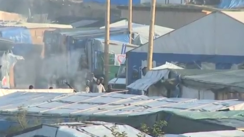 Live: Behörden setzen Auflösung von Flüchtlingscamp in Calais fort
