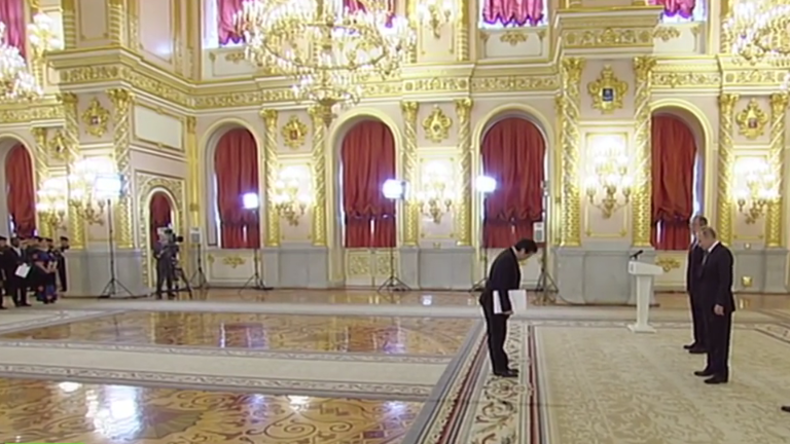 Live: Putin begrüßt neue Botschafter aus 19 verschiedenen Nationen in Russland