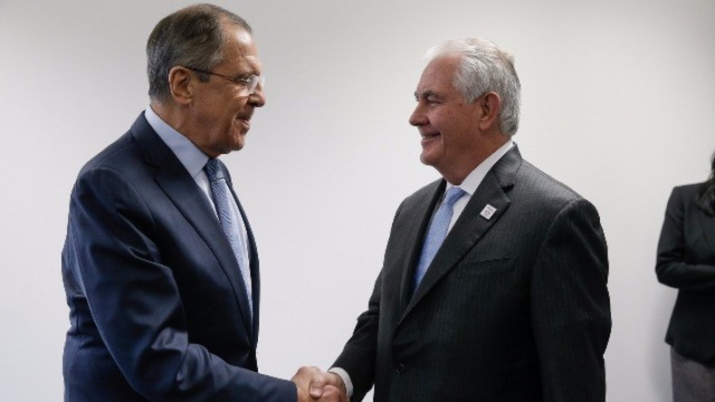 Live: Außenminister der USA und Russlands, Tillerson und Lawrow, treffen sich in Washington