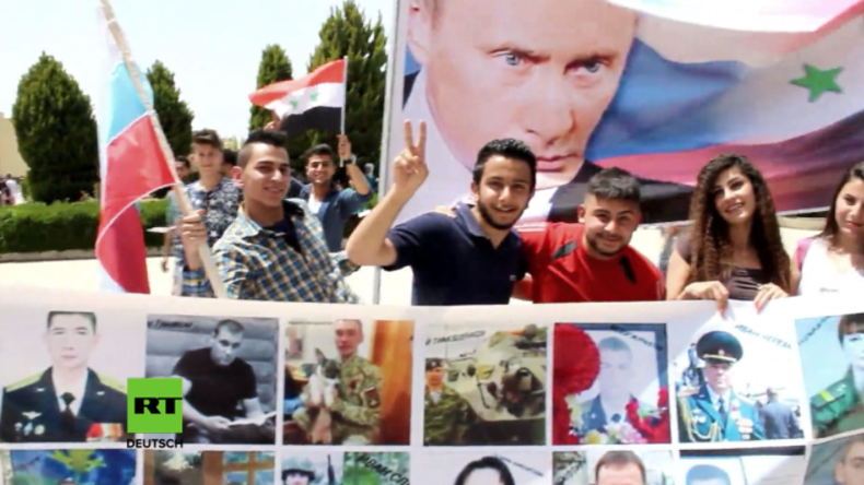 Syrien: „Auch den Terror werden wir besiegen!" - Russen und Syrer feiern gemeinsam Tag des Sieges