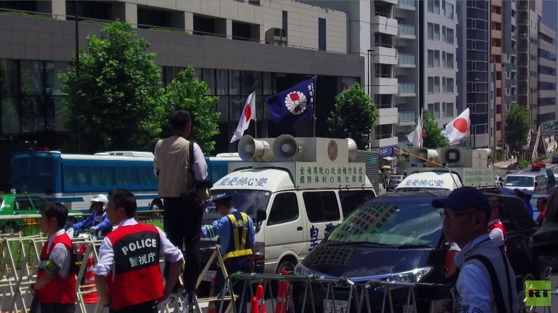 Tokio: Nationalisten protestieren vor Botschaft gegen Anwesenheit Russlands in äußerer Mandschurei