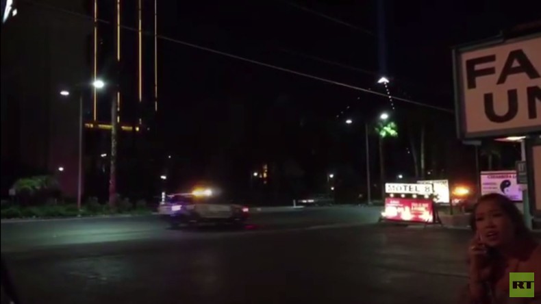 Las Vegas:  Mindestens 50 Tote und 200 Verletzte bei Schießerei – Sirenen, Schüsse und Schreie