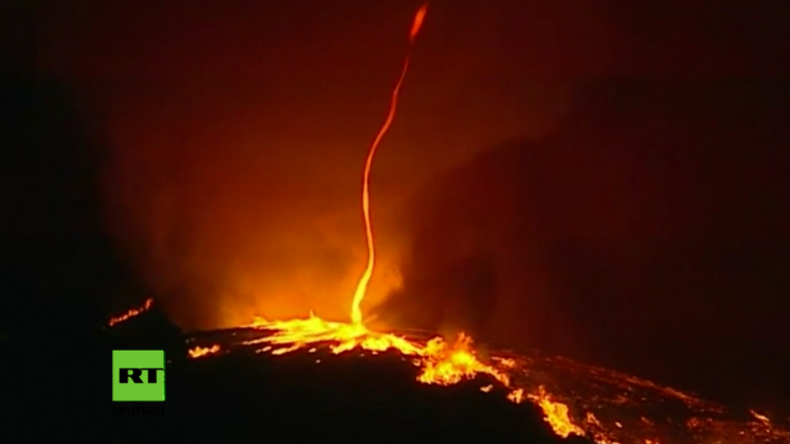 Seltenes Naturschauspiel: Bei Waldbrand in Portugal entwickelt sich ein Feuertornado