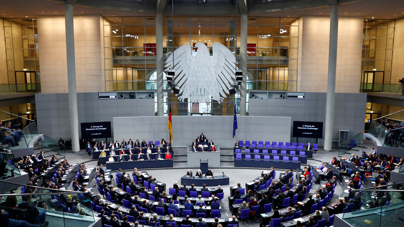 LIVE: 5. Sitzung des Bundestages – Auslandseinsätze, linke Gewalt, Grenzkontrollen, Mindestlohn 