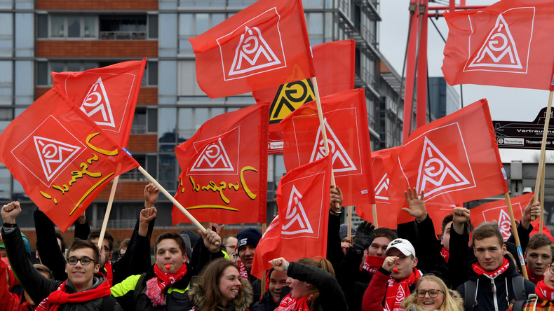 Metall-Tarifkonflikt: Arbeitgeber bleiben stur - Gewerkschaft plant 24-Stunden-Warnstreiks