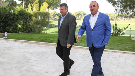 Interview mit türkischem Außenminister Cavusoglu: "Bereue Nazi-Vergleiche nicht"