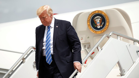 Trump-Besuch und der "Koffer der Apokalypse" bringen die Schweizer in Wallung