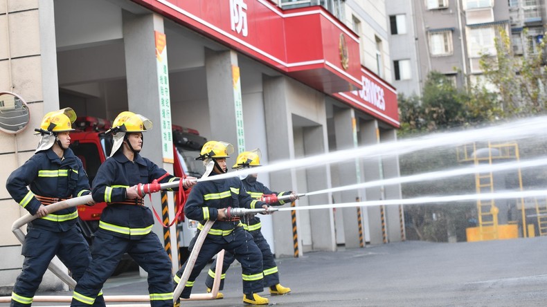 Explosion in chinesischer Feuerwerksfabrik 