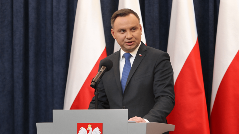 Streit zwischen Israel und Polen: Präsident Duda wird kontroverses "Holocaust-Gesetz" unterschreiben