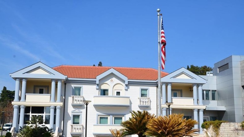 Selbstmordattentäter sprengt sich an US-Botschaft in Montenegro in die Luft