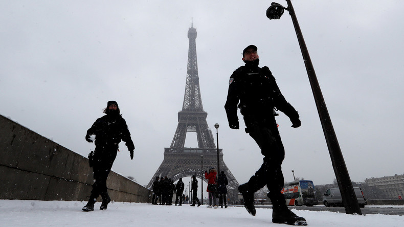 Französische Sicherheitskräfte vereiteln Attentate auf Sportstätte und Militär