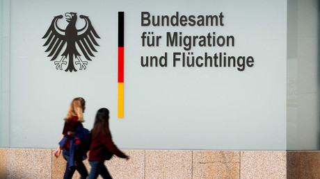 Bundestag beschließt verlängerte Aussetzung des Familiennachzugs