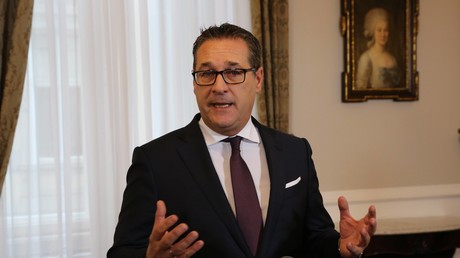 Wirbel um Kosovo-Aussage des österreichischen Vize-Kanzlers Strache