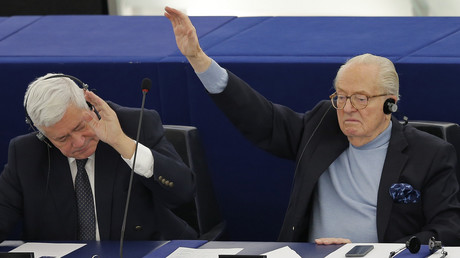 Autobiographie: Front National Gründer Jean-Marie Le Pen relativiert deutsche Besatzung Frankreichs