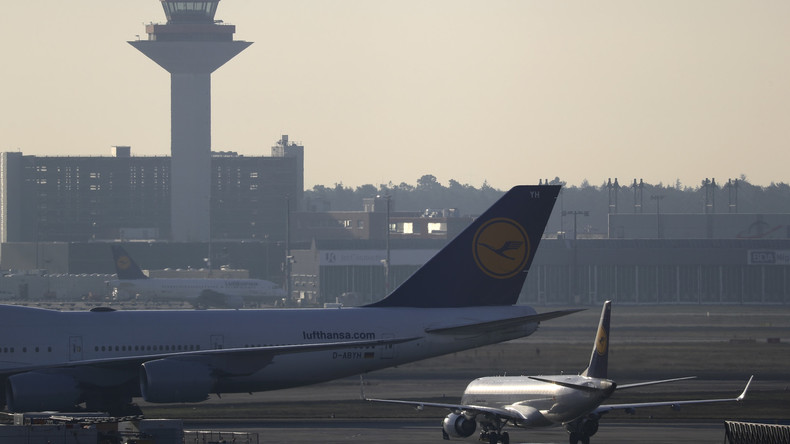 Schlechter Abgang: Deutscher trinkt zwei Flaschen Wein am Flughafen und darf nicht mitfliegen