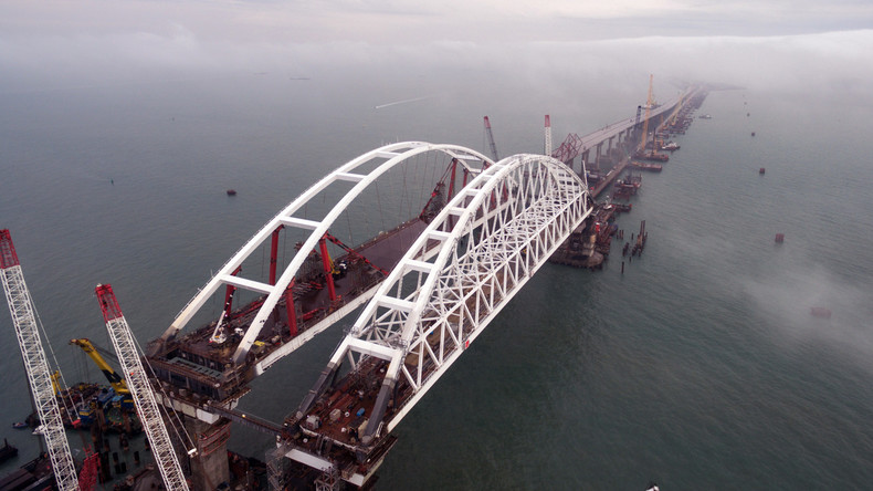 Deutlich früher als geplant: Krim-Brücke soll im Mai für den Autoverkehr geöffnet werden 