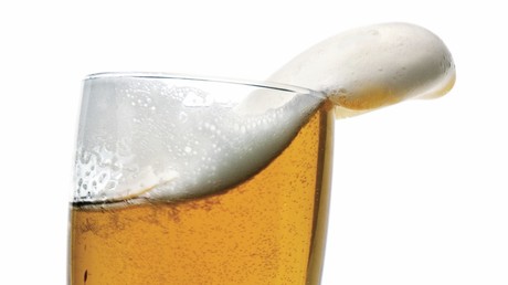 Kunst für die Krone: Neues Gerät lässt Muster auch auf Bierschaum erscheinen