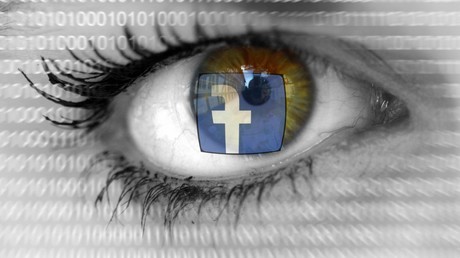 Snowden über Facebook: "Überwachungsfirma, die in Social-Media umbenannt wurde"